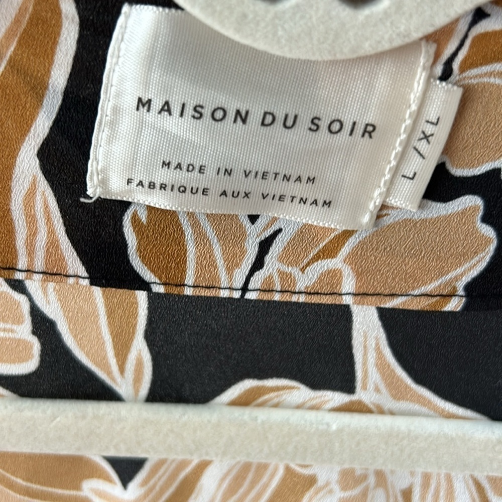 Maison Du Soir Serene Floral Black Gold Kimono Ro… - image 3